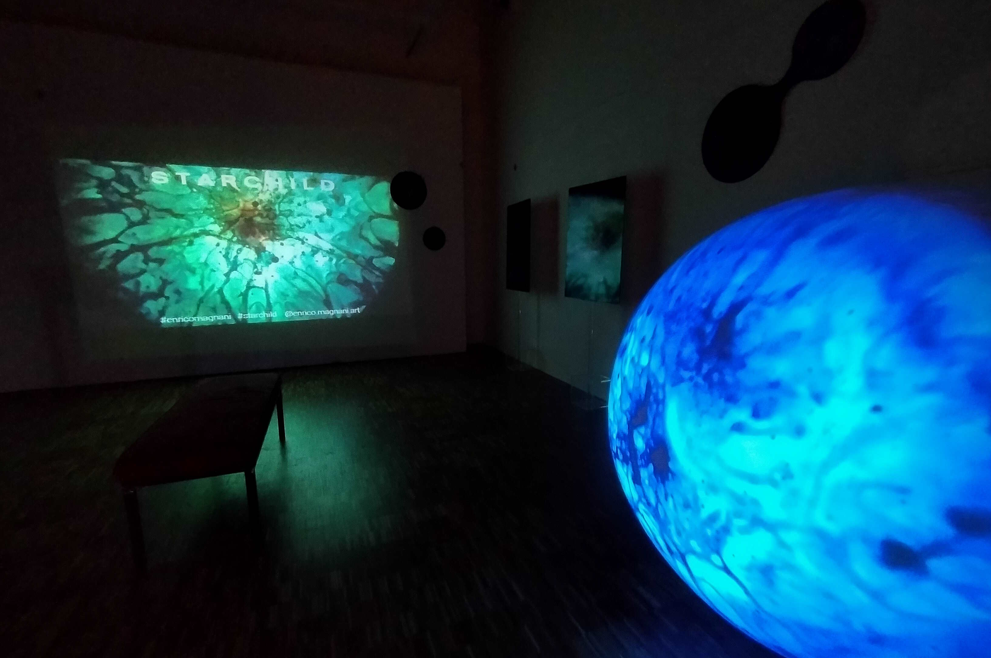 Enrico Magnani, mostra light in the dark, genova, festival scienza, 2023